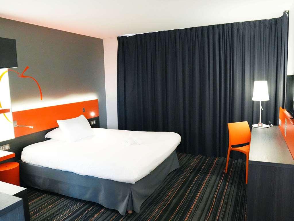 Отель Ibis Styles Caen Centre Gare Номер фото