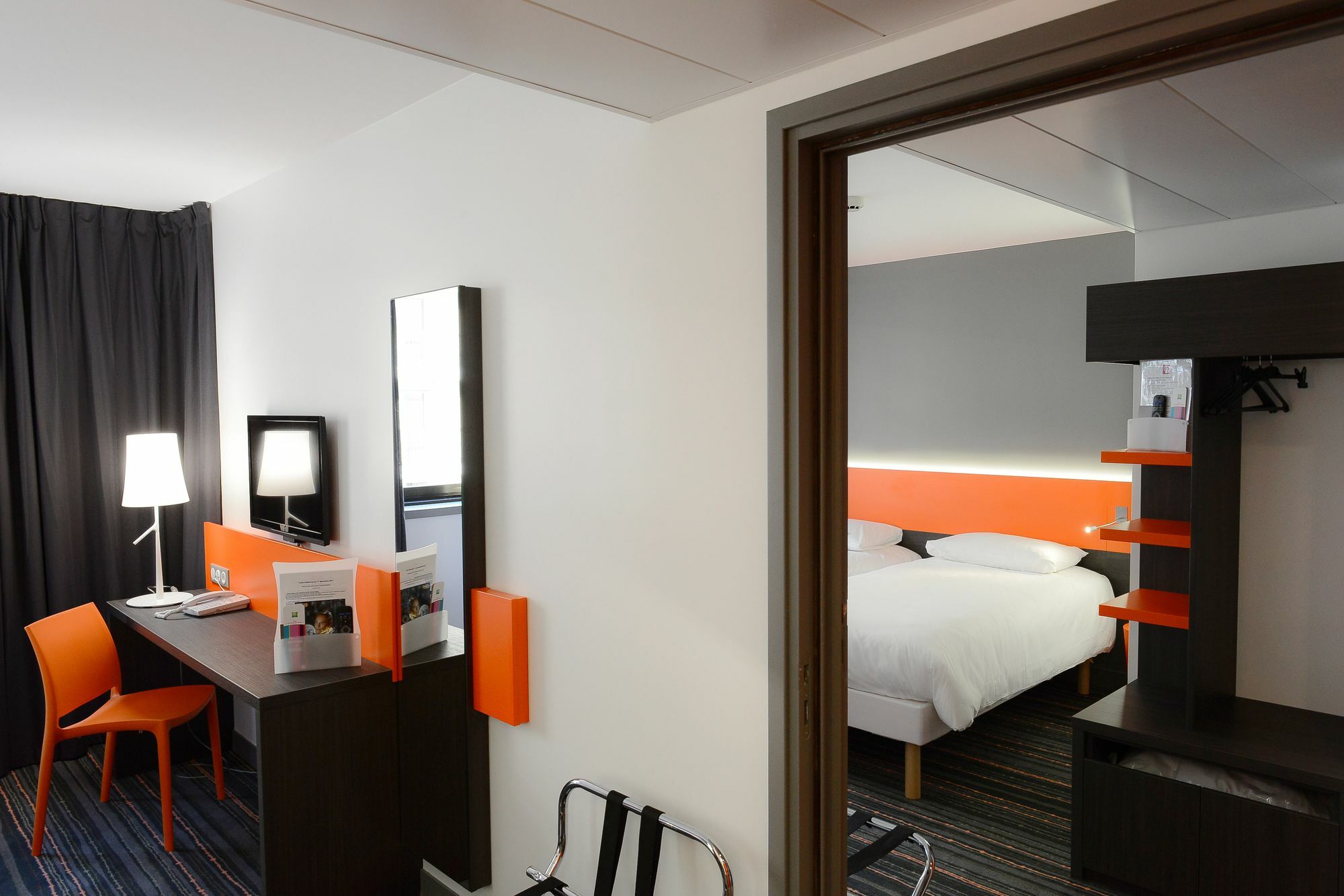 Отель Ibis Styles Caen Centre Gare Экстерьер фото